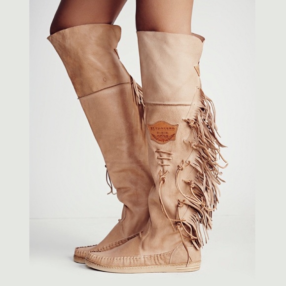 Free People Shoes - Free People El Vaquero Carpario Fringe Moc Boots